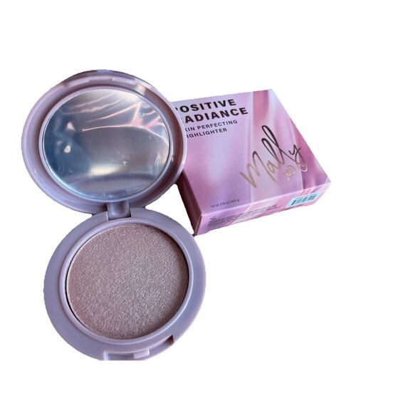 5 Mally Beauty Positive Radiance Skin Perfecting Highlighter Pearlicious Pink - Picture 2 of 9
